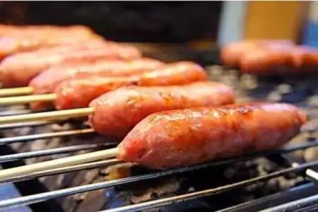 胖丁爆料烤肠怎么做视频,烤肠制作全过程,美味在家轻松享 第3张 胖丁爆料烤肠怎么做视频,烤肠制作全过程,美味在家轻松享 第3张